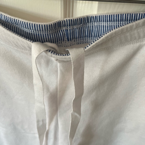 NWOT Derek Heart White Shorts - Picture 3 of 7